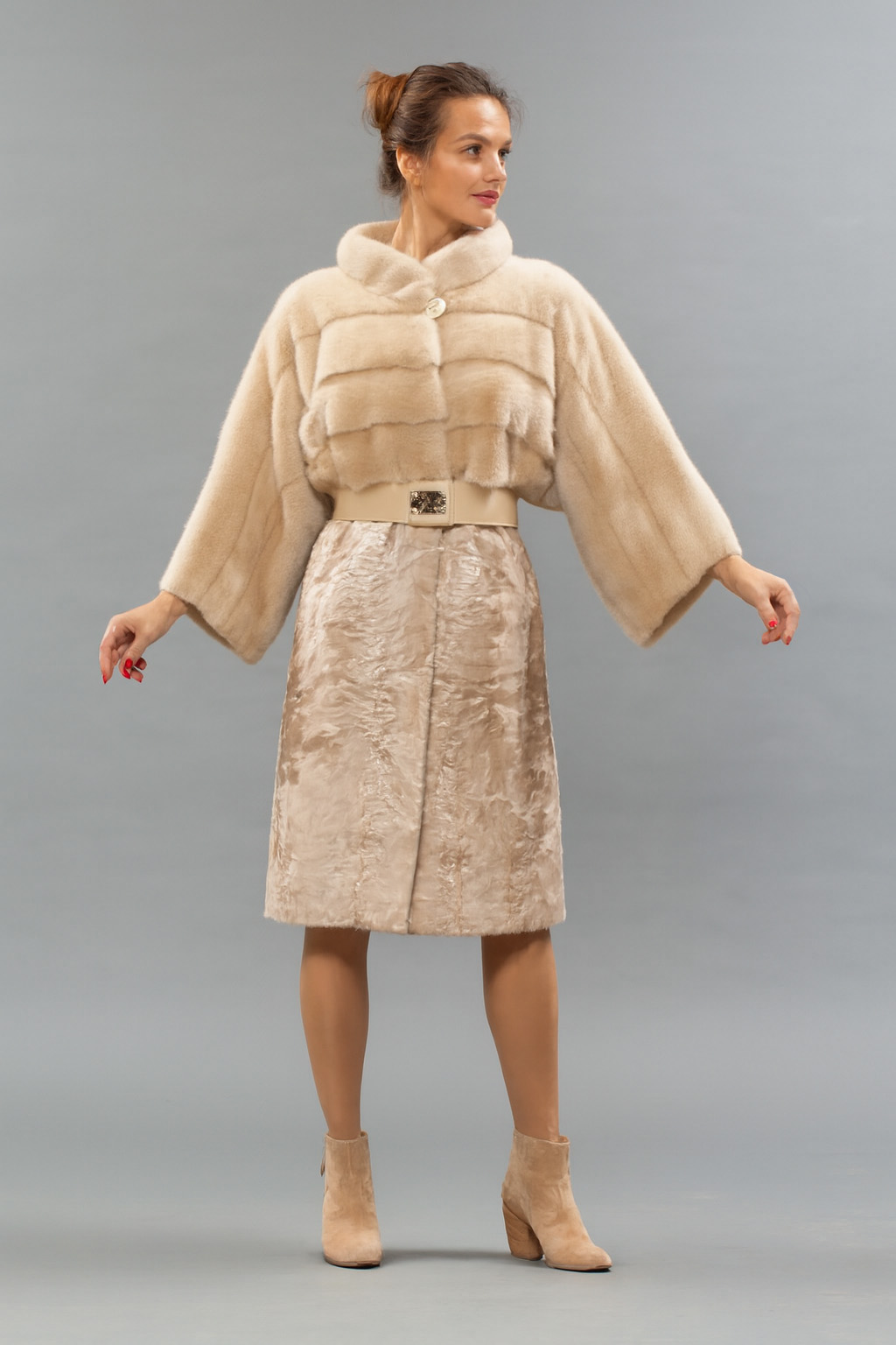 Полушубок норковый бежевый